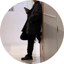 プロフィール