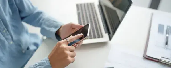 複数デバイスで学ぶイラスト